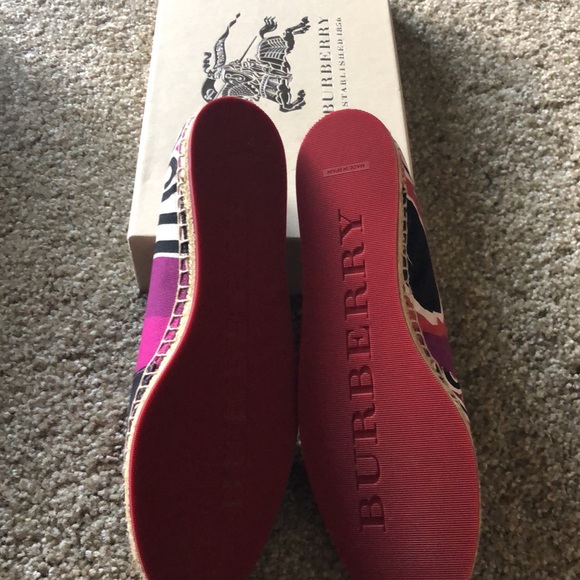 Authentic Burberry espadrilles , size 37 - Picture 5 of 5